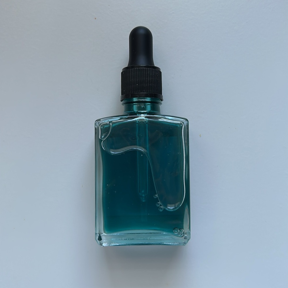 NWT Averr Aglow Essential Renewing Serum - Picture 2 of 10